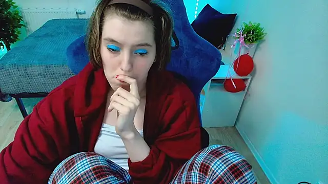 Snapshot of CranberryHot chatting on October 2025 02:04:02 AM CranberryHot online show from October 2025 02:04:02 AM