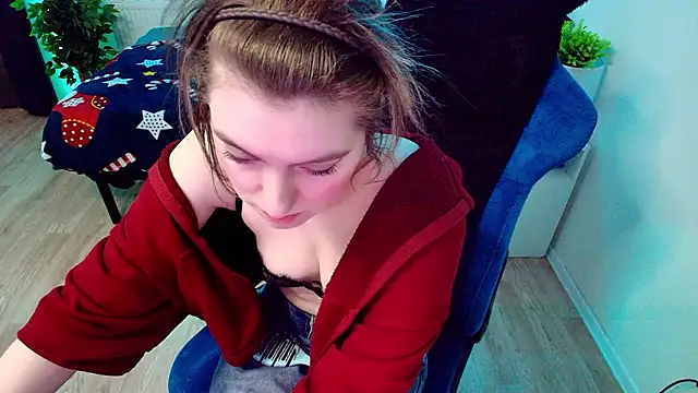 CranberryHot online show from March 2026 12:20:01 PM