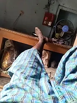 rohanhotguy online show from November 2025 10:06:01 AM