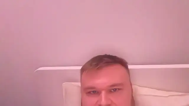 fmodel online show from December 2025 05:43:02 PM