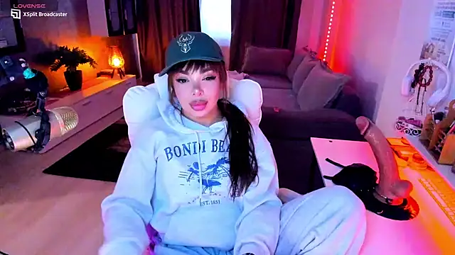 Snapshot of Miss_kay1111 chatting on March 2026 04:01:02 PM Miss kay1111 online show from March 2026 04:01:02 PM