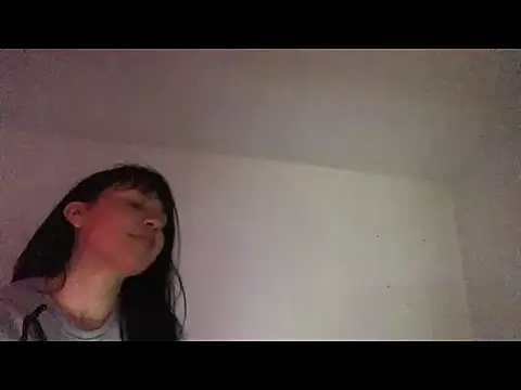 Snapshot of axel2leiva chatting on October 2025 09:21:02 PM axel2leiva online show from October 2025 09:21:02 PM