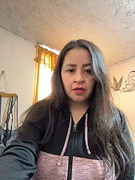 latinfemale online show from February 2026 08:13:02 PM