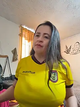 Snapshot of latinfemale chatting on June 2026 08:21:01 PM latinfemale online show from June 2026 08:21:01 PM