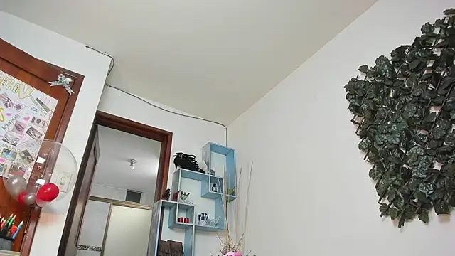 DestinyHills online show from April 2026 12:10:01 PM