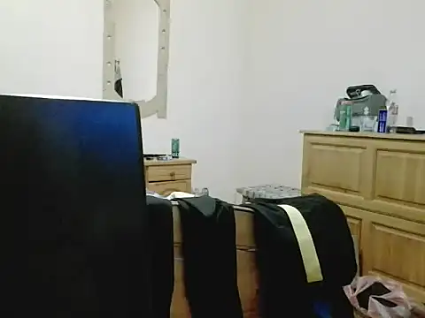 Snapshot of ZDRAVKICH chatting on April 2026 09:10:02 PM ZDRAVKICH online show from April 2026 09:10:02 PM