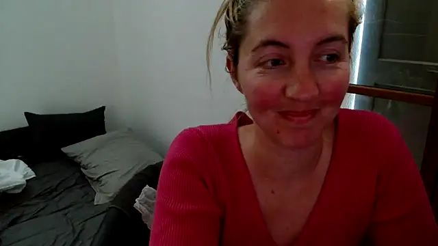 Snapshot of Mllesha74000 chatting on April 2026 12:39:01 PM Mllesha74000 online show from April 2026 12:39:01 PM