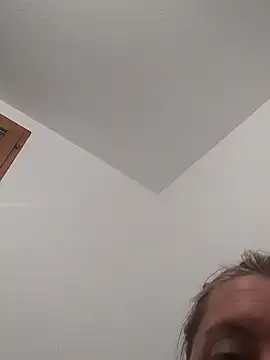 Snapshot of Mllesha74000 chatting on April 2026 06:32:02 PM Mllesha74000 online show from April 2026 06:32:02 PM