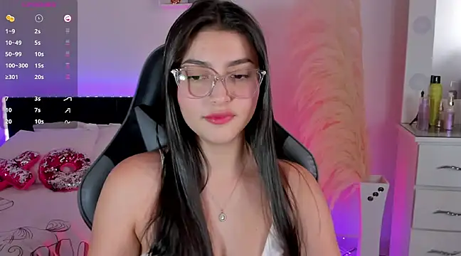 Snapshot of esmeralda_colllins chatting on March 2025 06:53:01 PM esmeralda colllins online show from March 2025 06:53:01 PM