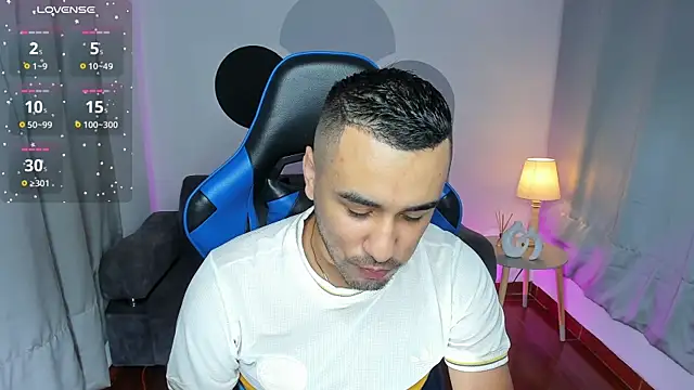 Nick Moca online show from January 2025 12:39:01 AM