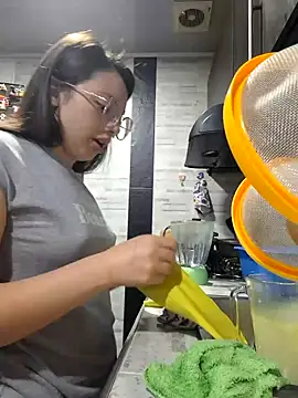 linda-schmidt online show from February 2025 07:19:02 PM