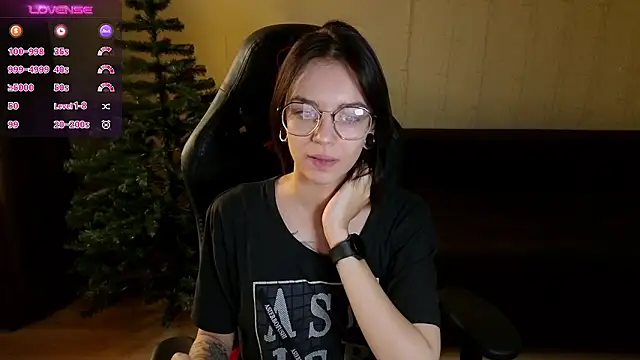 Snapshot of alyssa_sweet chatting on December 2024 08:00:02 AM alyssa sweet online show from December 2024 08:00:02 AM