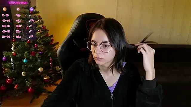 Snapshot of alyssa_sweet chatting on December 2024 08:23:02 AM alyssa sweet online show from December 2024 08:23:02 AM