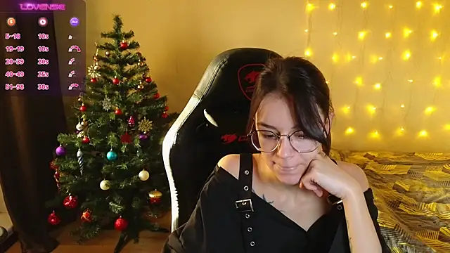 Snapshot of alyssa_sweet chatting on December 2024 05:18:02 AM alyssa sweet online show from December 2024 05:18:02 AM