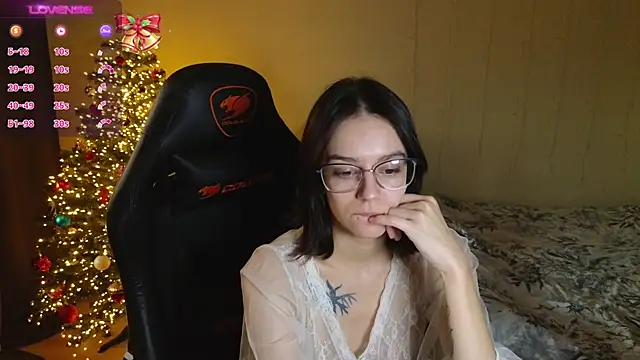 Snapshot of alyssa_sweet chatting on December 2024 09:13:01 AM alyssa sweet online show from December 2024 09:13:01 AM