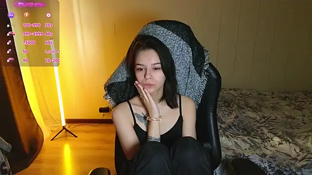 Snapshot of alyssa_sweet chatting on February 2025 04:48:01 AM alyssa sweet online show from February 2025 04:48:01 AM