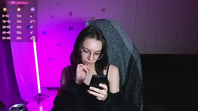 Snapshot of alyssa_sweet chatting on February 2025 05:05:02 AM alyssa sweet online show from February 2025 05:05:02 AM