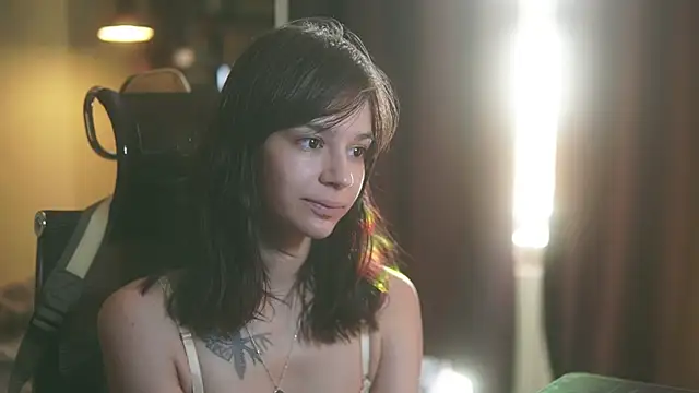 Snapshot of alyssa_sweet chatting on September 2025 04:25:01 AM alyssa sweet online show from September 2025 04:25:01 AM