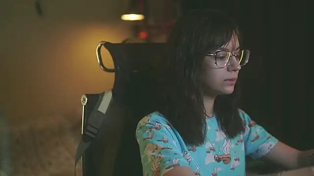 Snapshot of alyssa_sweet chatting on October 2025 04:57:02 AM alyssa sweet online show from October 2025 04:57:02 AM