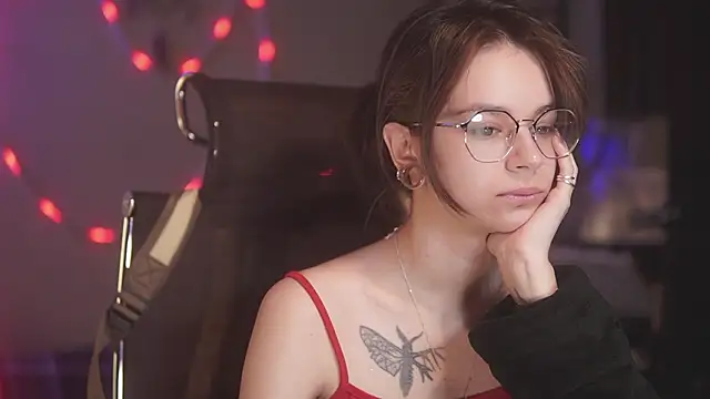 alyssa sweet online show from March 2026 04:49:01 AM