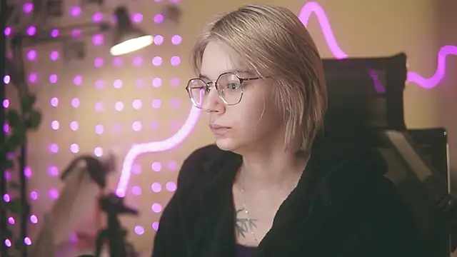 alyssa sweet online show from May 2026 01:56:01 AM