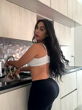 Snapshot of emma_andrew1 chatting on November 2025 07:57:01 PM emma andrew1 online show from November 2025 07:57:01 PM