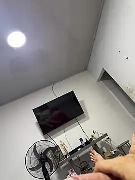 xavier 1988 online show from February 2025 10:18:01 PM