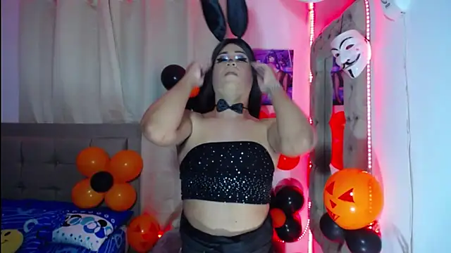 Snapshot of TRANSCATALINA chatting on October 2025 12:55:02 AM TRANSCATALINA online show from October 2025 12:55:02 AM