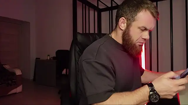 Snapshot of Tommy_Burnz chatting on February 2025 02:32:02 AM Tommy Burnz online show from February 2025 02:32:02 AM