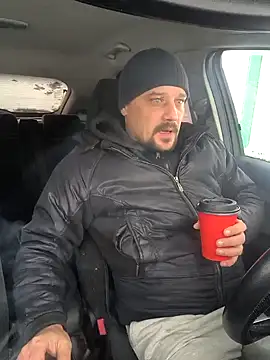 DanielOhCool online show from December 2024 11:33:01 AM