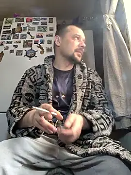 Snapshot of DanielOhCool chatting on February 2026 08:10:01 AM DanielOhCool online show from February 2026 08:10:01 AM