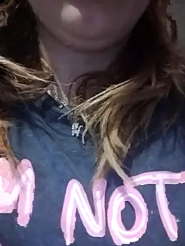 Snapshot of SWEETLUNA077 chatting on March 2026 01:33:01 PM SWEETLUNA077 online show from March 2026 01:33:01 PM