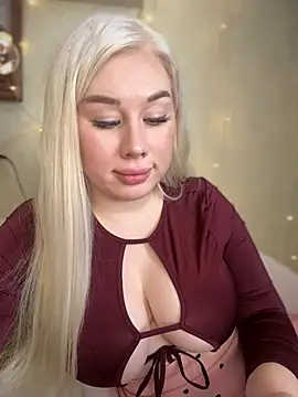 LaraHollywood online show from January 2025 06:30:02 AM