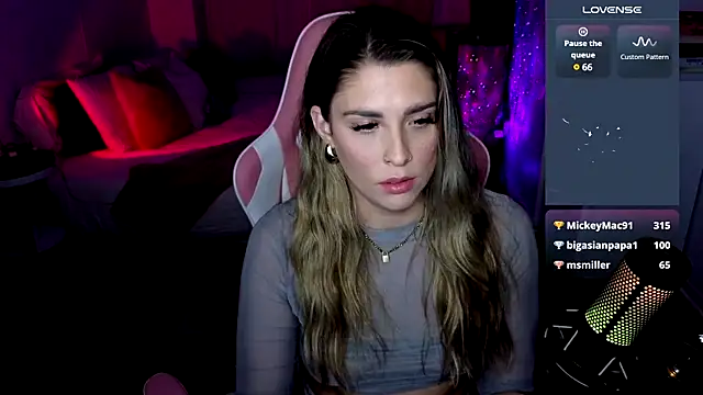 queenxlexy online show from December 2024 10:38:02 PM