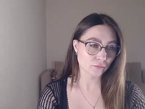 Snapshot of marishaarimova chatting on October 2025 12:59:01 PM marishaarimova online show from October 2025 12:59:01 PM