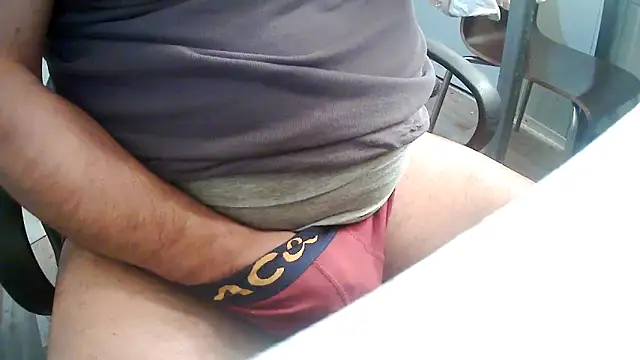 LiONTURK online show from April 2026 04:00:01 PM