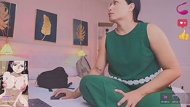valerie lya online show from May 2026 12:58:01 PM