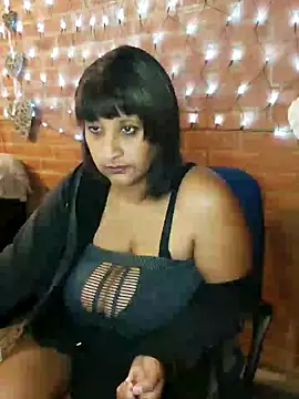 Lilybanx online show from February 2025 10:26:02 AM
