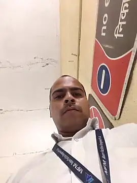 Snapshot of Vickyrajput009 chatting on April 2026 04:08:01 PM Vickyrajput009 online show from April 2026 04:08:01 PM