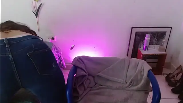 keyklin1 online show from February 2026 01:12:02 PM