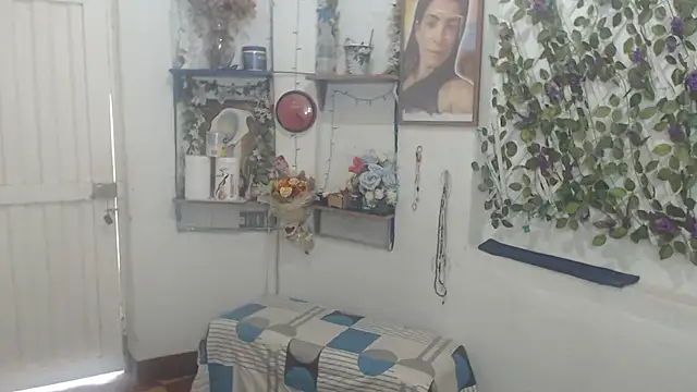 Snapshot of FunnyGrandma chatting on March 2026 06:14:01 PM FunnyGrandma online show from March 2026 06:14:01 PM