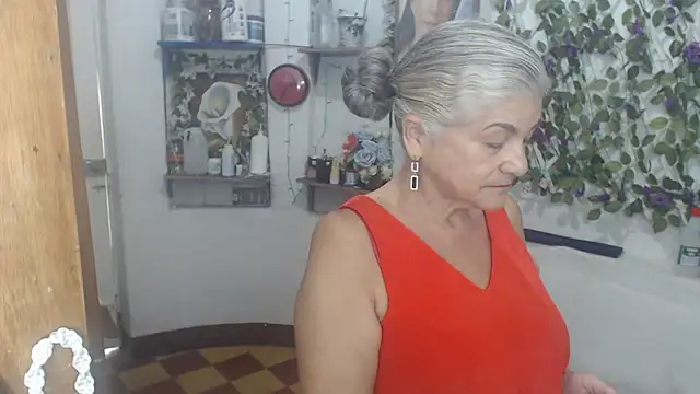 Snapshot of FunnyGrandma chatting on April 2026 08:26:01 PM FunnyGrandma online show from April 2026 08:26:01 PM