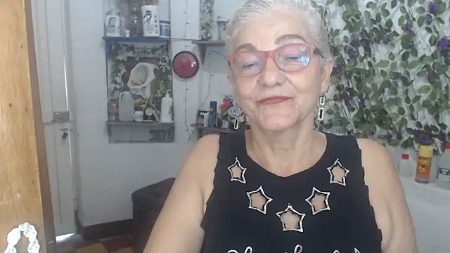 Snapshot of FunnyGrandma chatting on May 2026 10:16:01 PM FunnyGrandma online show from May 2026 10:16:01 PM