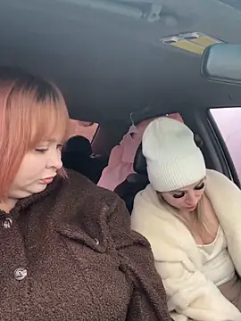 Snapshot of Model9798 chatting on December 2025 08:43:01 AM Model9798 online show from December 2025 08:43:01 AM