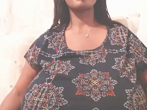 Snapshot of MissTits chatting on March 2025 10:37:02 PM MissTits online show from March 2025 10:37:02 PM