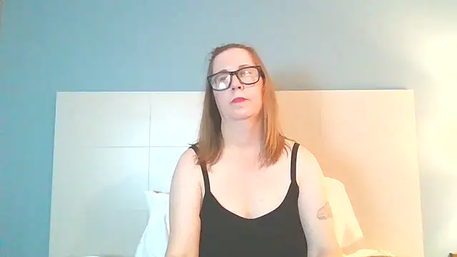 Snapshot of SweetandNaughty1 chatting on January 2025 04:54:02 AM SweetandNaughty1 online show from January 2025 04:54:02 AM