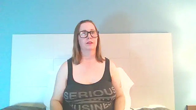 Snapshot of SweetandNaughty1 chatting on March 2025 04:19:01 AM SweetandNaughty1 online show from March 2025 04:19:01 AM