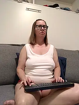 Snapshot of SweetandNaughty1 chatting on May 2026 08:03:02 PM SweetandNaughty1 online show from May 2026 08:03:02 PM