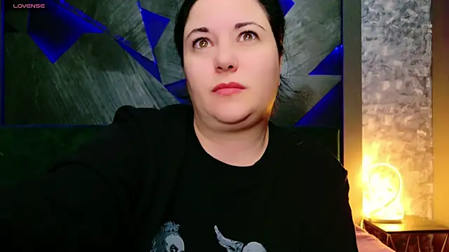 Snapshot of AleshaArabian chatting on January 2025 07:48:01 PM AleshaArabian online show from January 2025 07:48:01 PM