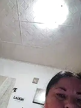 Snapshot of AleshaArabian chatting on October 2025 03:25:03 AM AleshaArabian online show from October 2025 03:25:03 AM